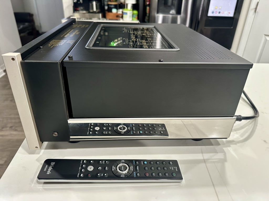 McIntosh C2800 Tube Preamplifier – DA2 DAC Module