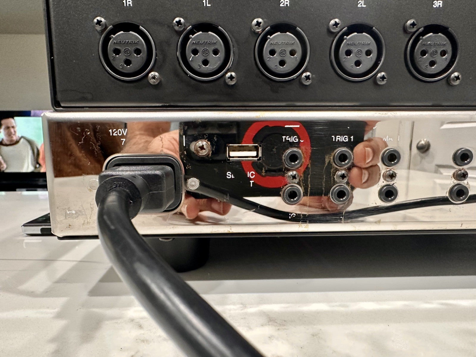 McIntosh C2800 Tube Preamplifier – DA2 DAC Module