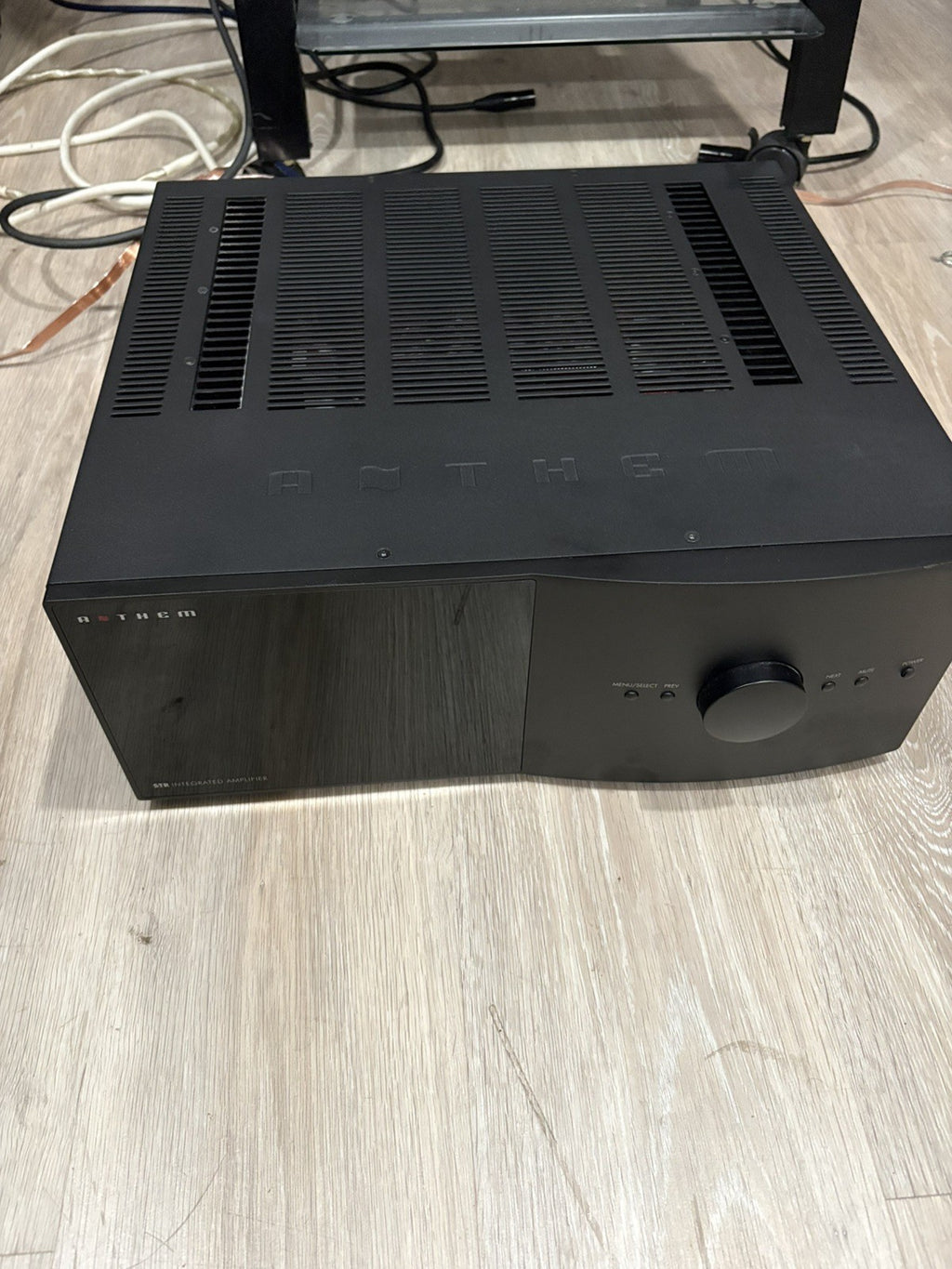 Anthem STR Integrated Amplifier – Mint Condition – Low Hours – Complete Package