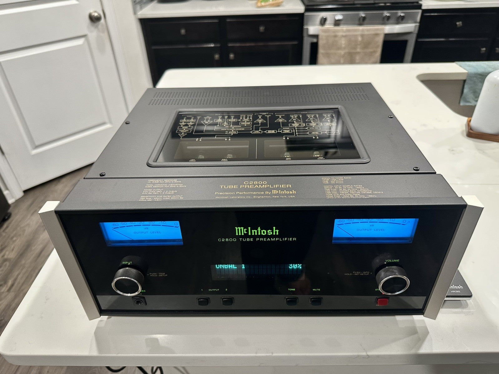 McIntosh C2800 Tube Preamplifier – DA2 DAC Module