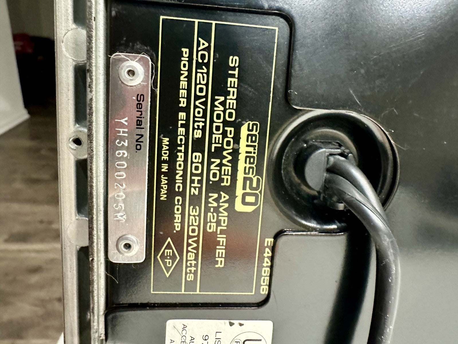 Pioneer M-25 Stereo Power Amplifier